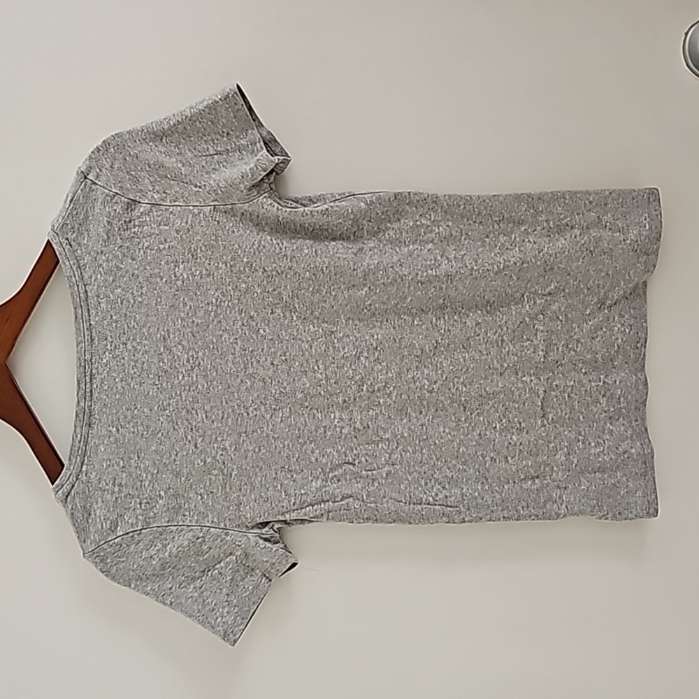 Women's Tank Top and Shirt - Picture 7 of 11
